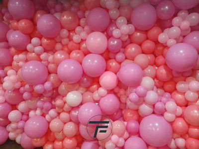 Изработване на арки и стени от балони